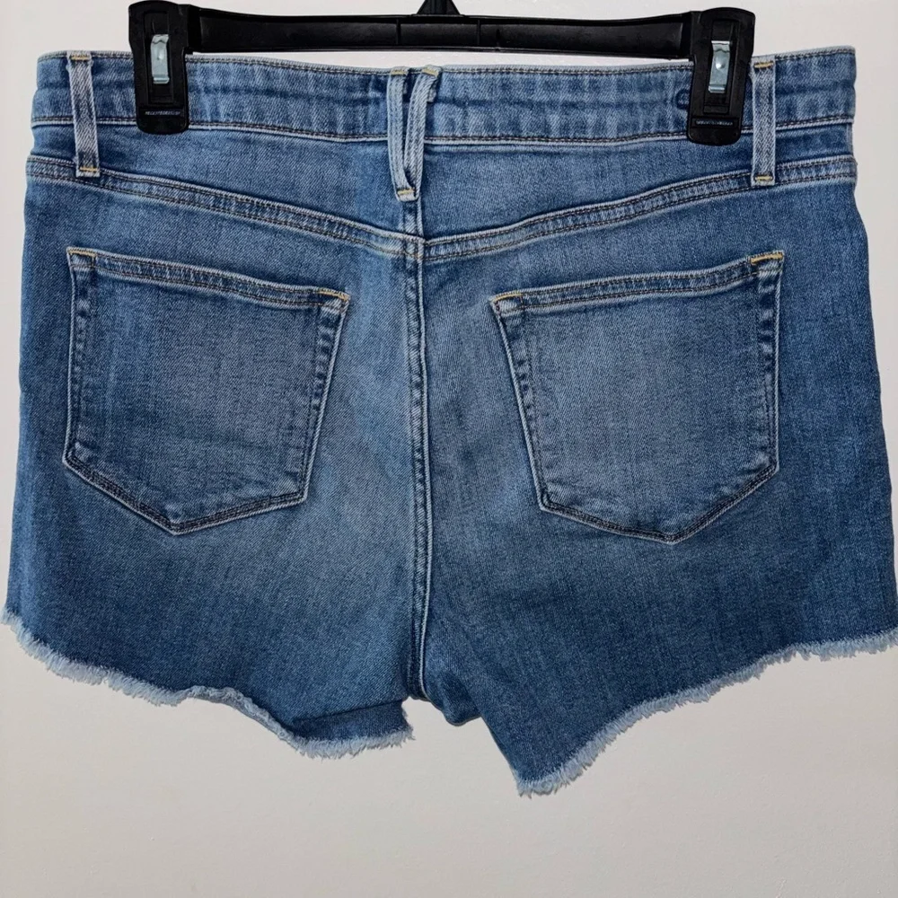 Vineyard Vines Classic Blue Denim Shorts - Picture 7 of 7